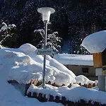 Отель Stoanerhof Майрхофен
