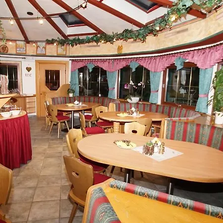 Hotel Gasthof Stoanerhof 3*