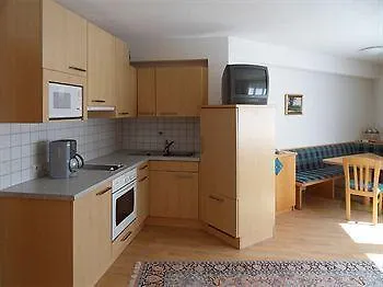 Hotel Stoanerhof 3*