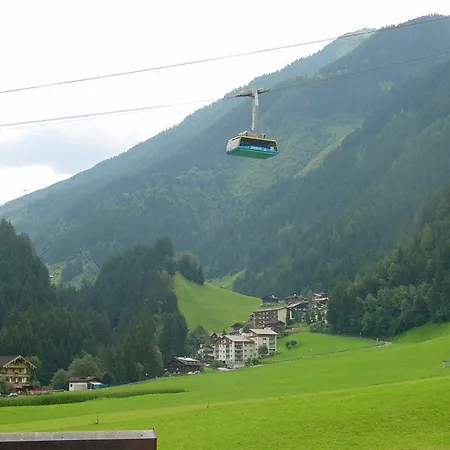 Stoanerhof Otel Mayrhofen