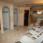 Stoanerhof Hotel 3*