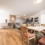 Stoanerhof מלון