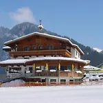 Stoanerhof 3*